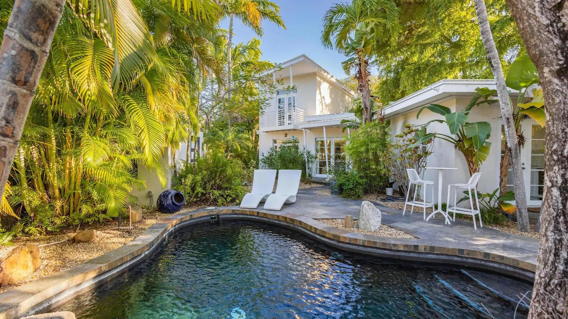 Holiday home New Hidden Oasis- Waterfall Pool Close To Beach Key West United States